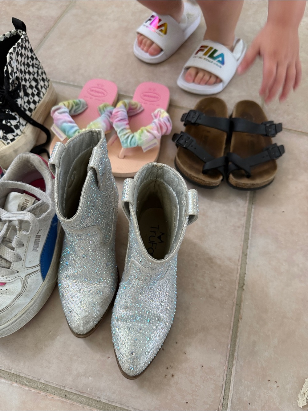 Assorted Kids Shoes Lot bundle toddler size 10-12 @@@@ - Picture 2 of 6